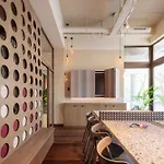 Pods By The Usual 호스텔