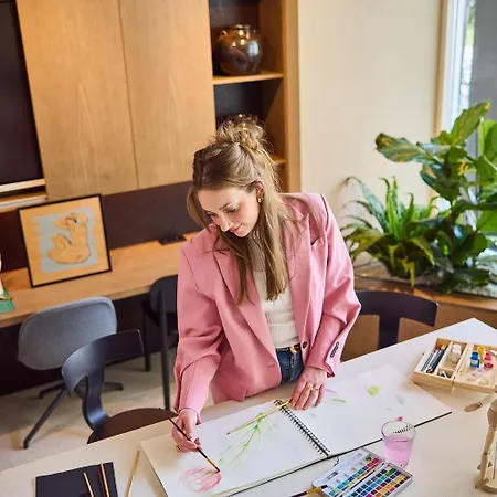 Pods By The Usual روتردام