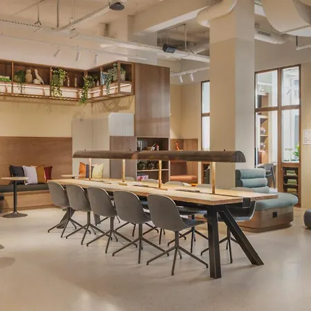 Pods By The Usual بيت شباب *