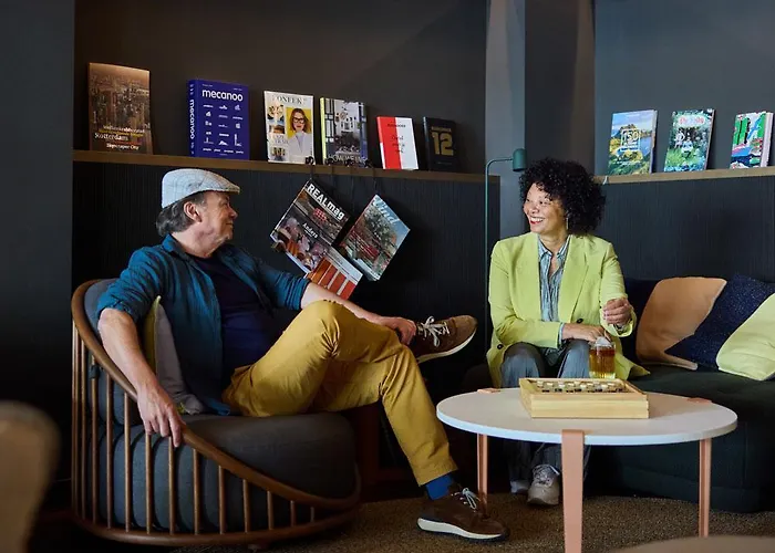 Pods By The Usual Хостел *