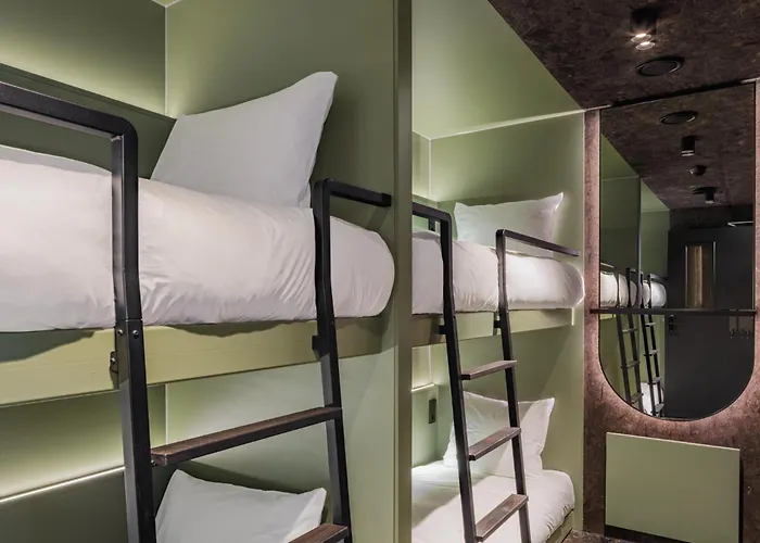 Pods By The Usual Роттердам