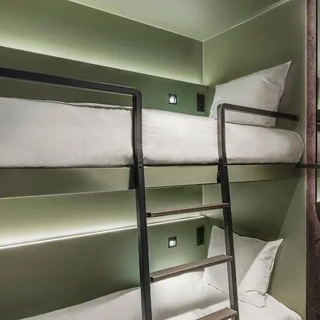 Pods By The Usual * רוטרדם