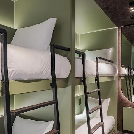 Pods By The Usual רוטרדם