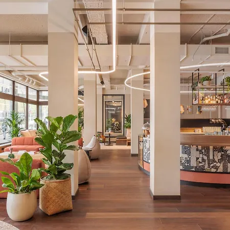 אכסניה Pods By The Usual *